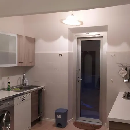 La Casa Di Irene Apartment *